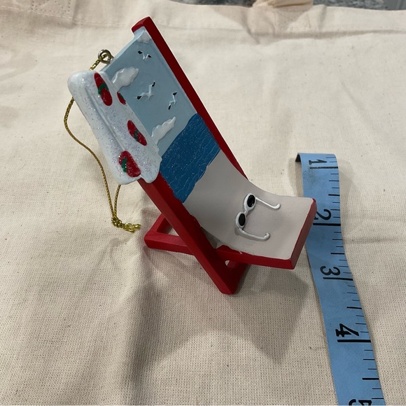 FREE w PURCHASE 🤗 Beach Chair Holiday Tree Ornament Sunglasses & Seagulls - Picture 2 of 6